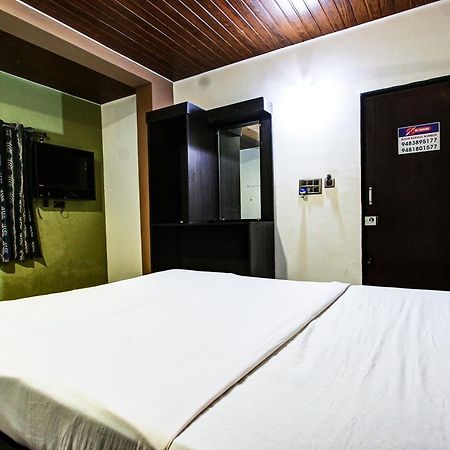 Spot On 37197 Mallya Residency Hotel Someshwar Esterno foto