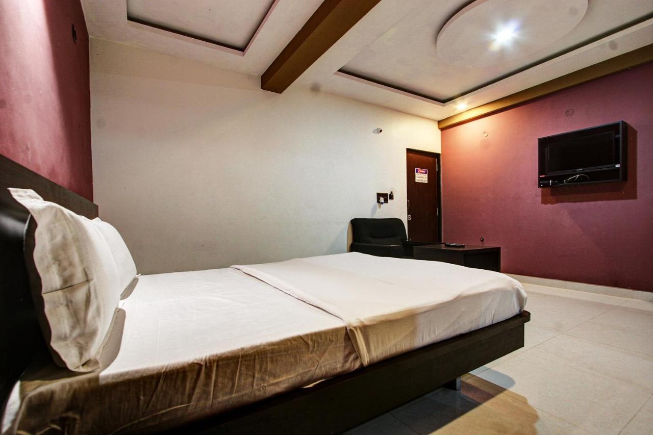 Spot On 37197 Mallya Residency Hotel Someshwar Esterno foto
