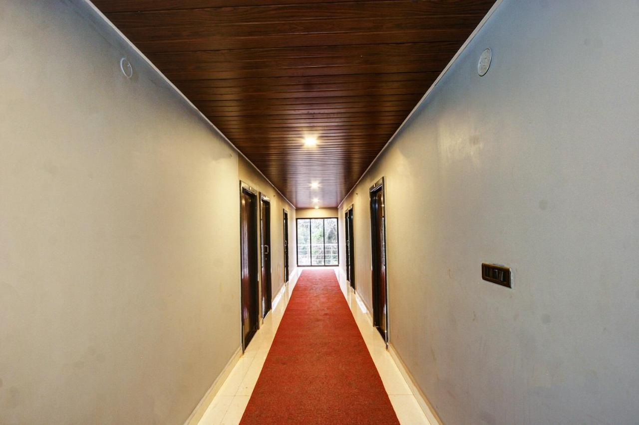 Spot On 37197 Mallya Residency Hotel Someshwar Esterno foto
