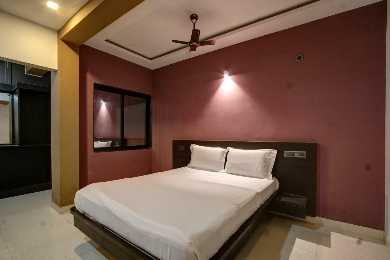Spot On 37197 Mallya Residency Hotel Someshwar Esterno foto